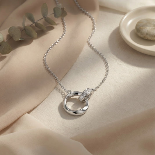 Collar Bloom