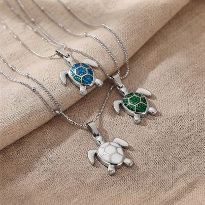 Collar Elara